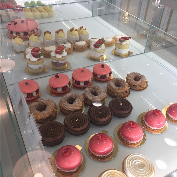 Meet your Posher, Sophie - Picture 1 of 1